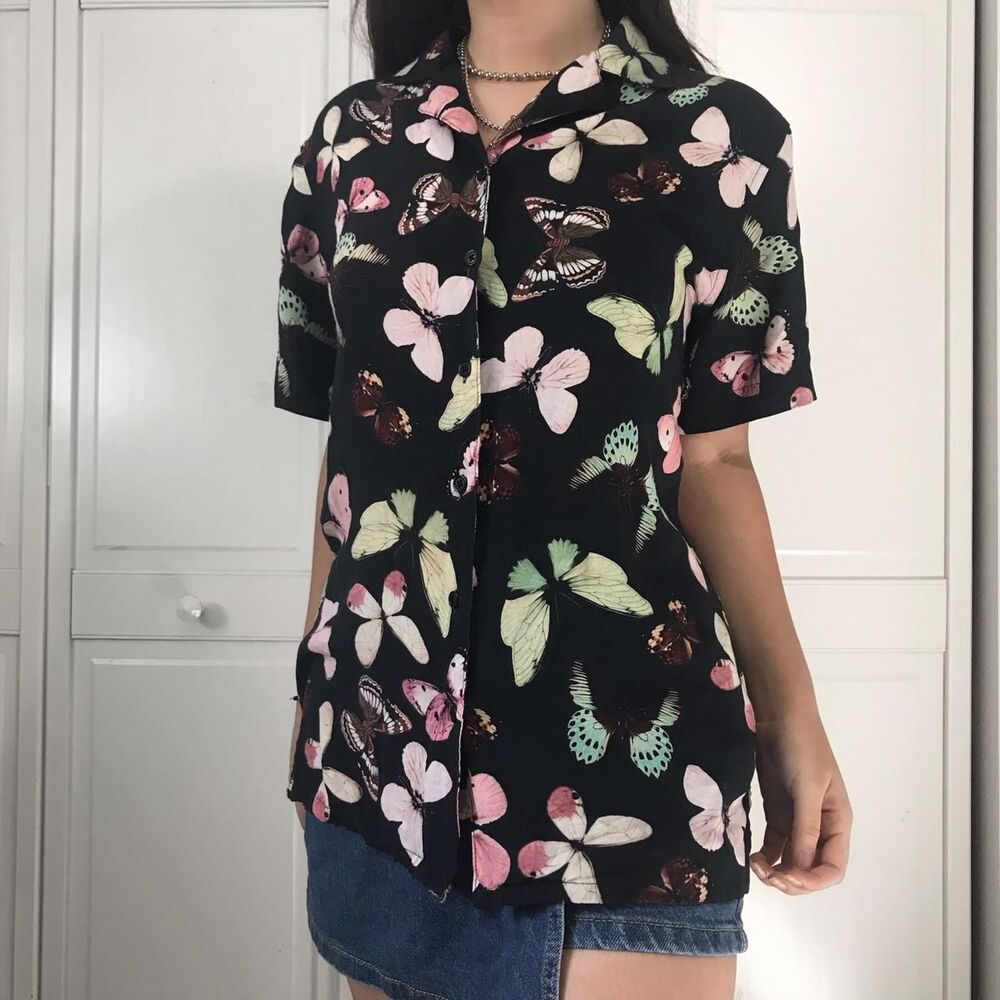 Diversifly Vacation Butterfly Print Shirt Petals and Peacocks